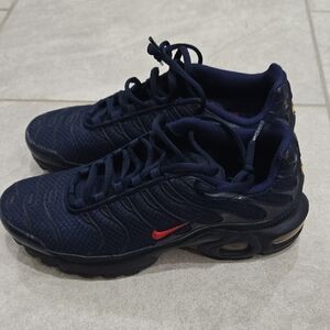 Nike Air Max Plus, Grade School Youth Size 6